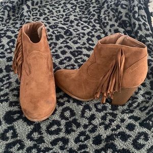 Fringe suede zipper booties. Used, size 6.